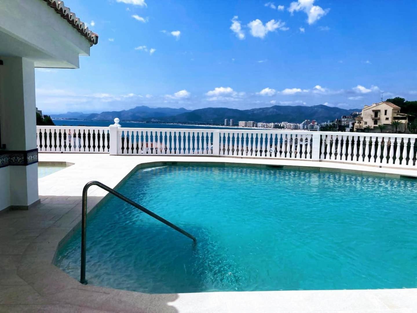 Royal Beach - Appartment With Sea View & Terrace Faro de Cullera Exterior photo