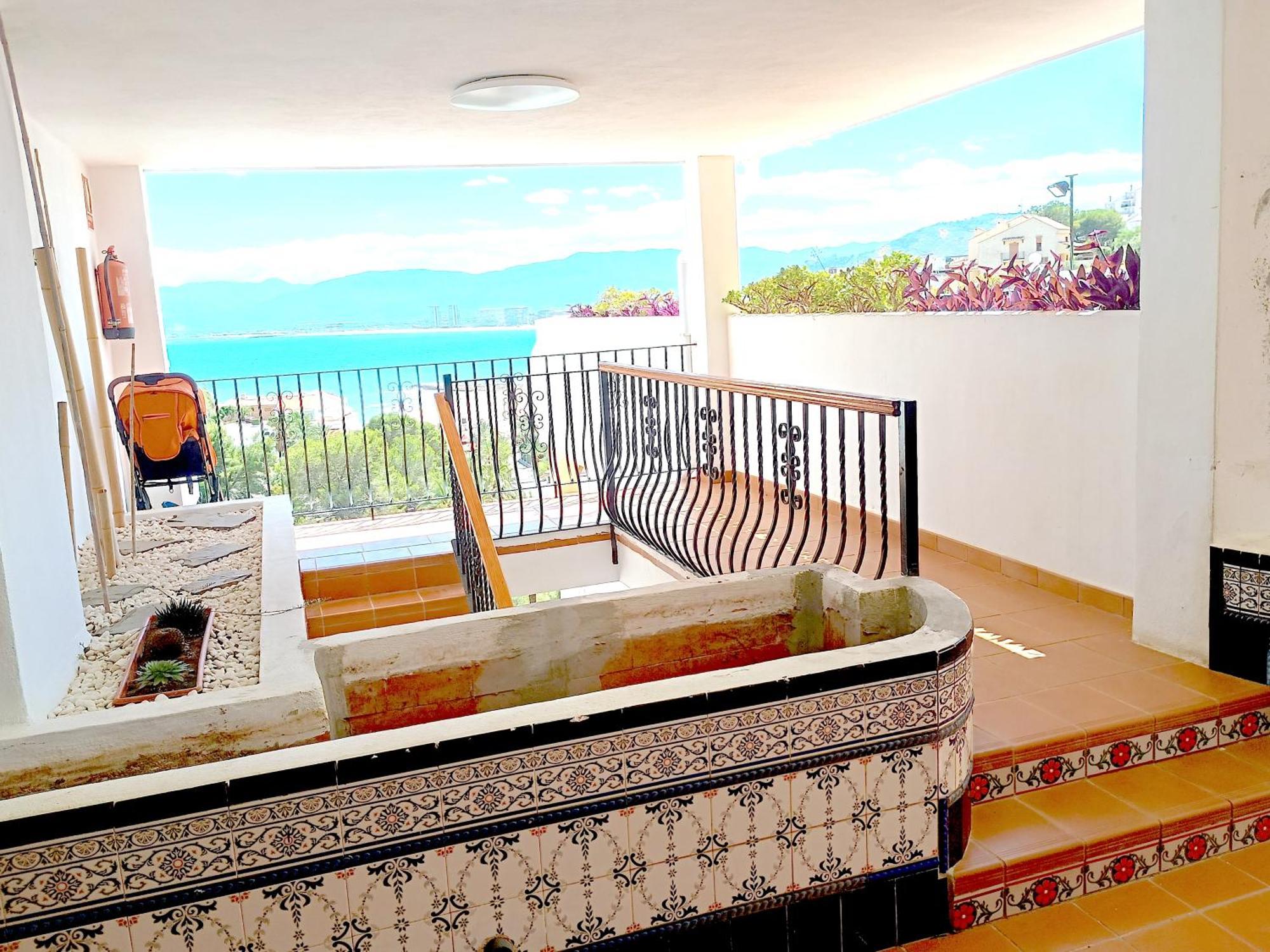 Royal Beach - Appartment With Sea View & Terrace Faro de Cullera Exterior photo